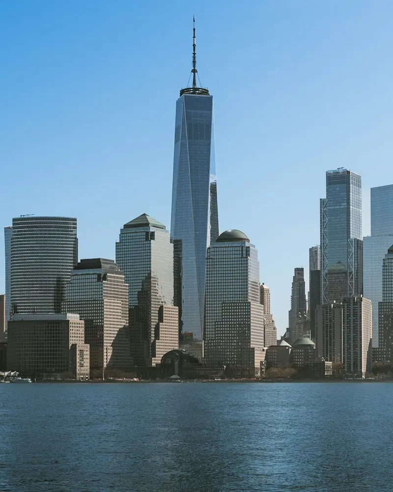Lower Manhattan skyline and One World Trade Center